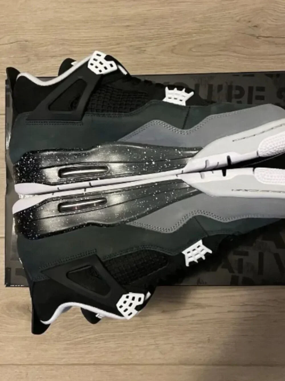 Air Jordan 4 Retro “Fear” 2024