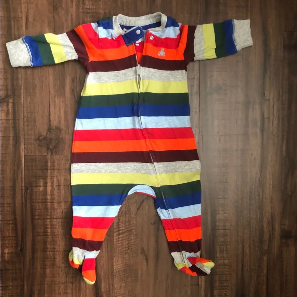 3-6 M Striped GAP Footies