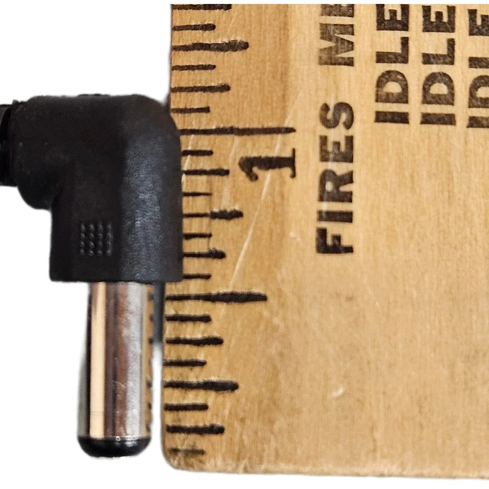 Unbranded power supply