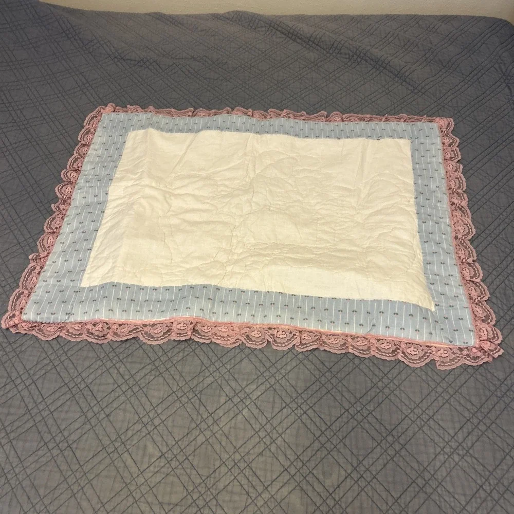 Vintage Country Bear Friends Baby Nursery Quilt Blanket 27x36 Cottagecore
