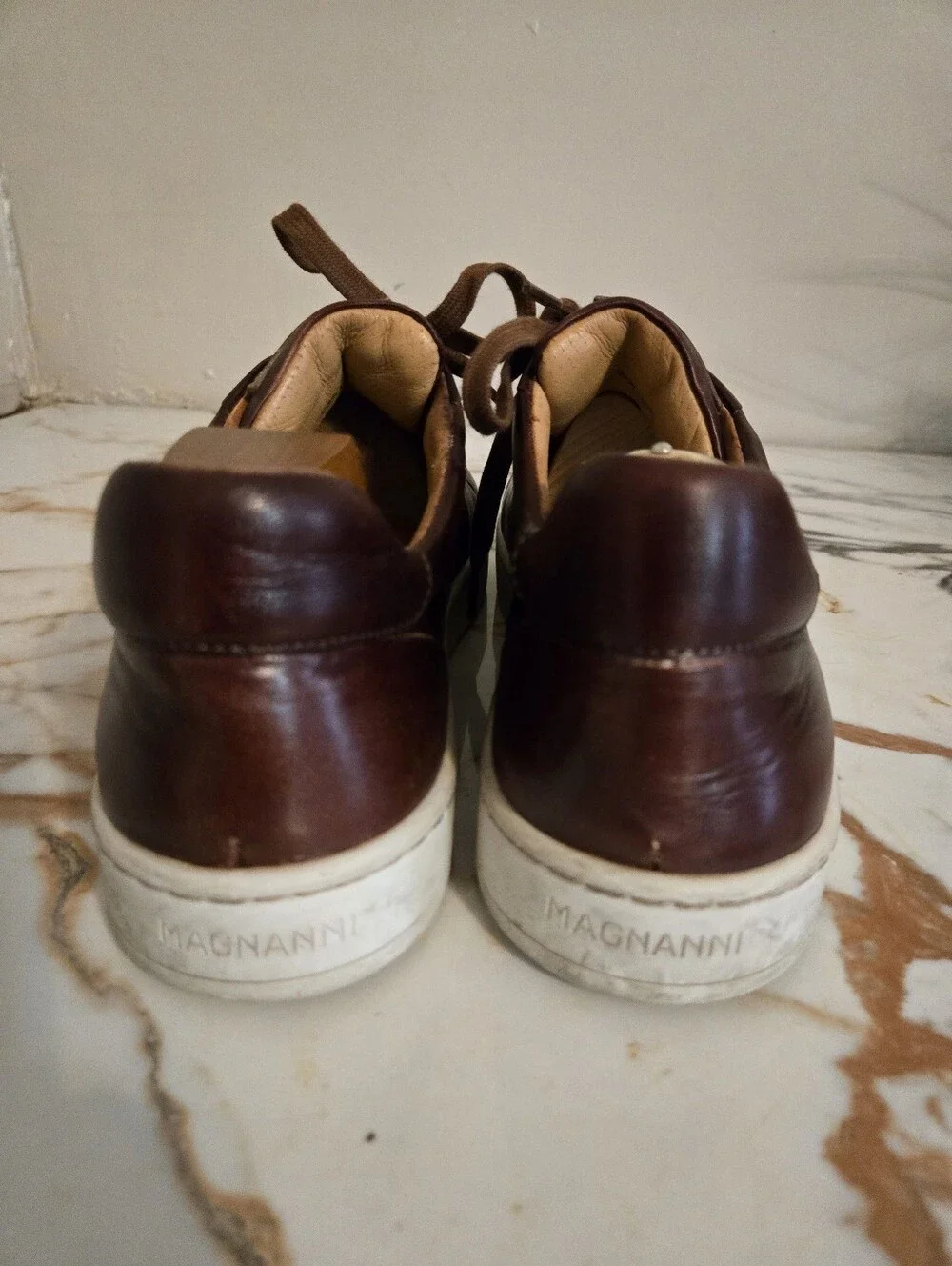 Magnanni brown soles