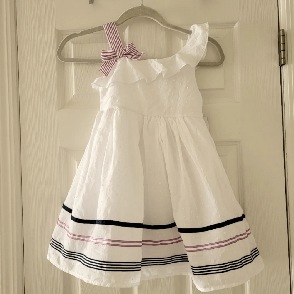 NWT Blueberi Boulevard Girls White Dress with Red and Navy Accents - Size 6