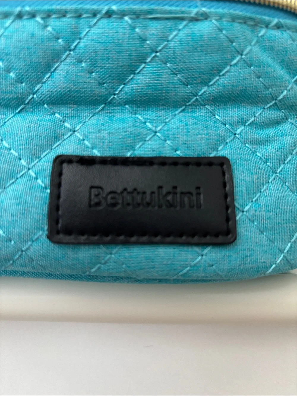 Bettukini large stylish