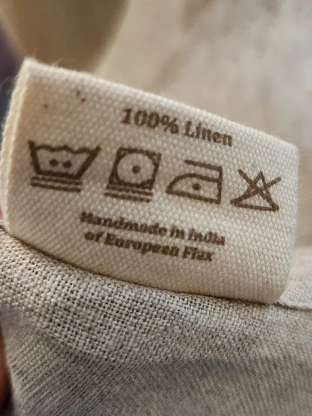 Vikolino linen cross