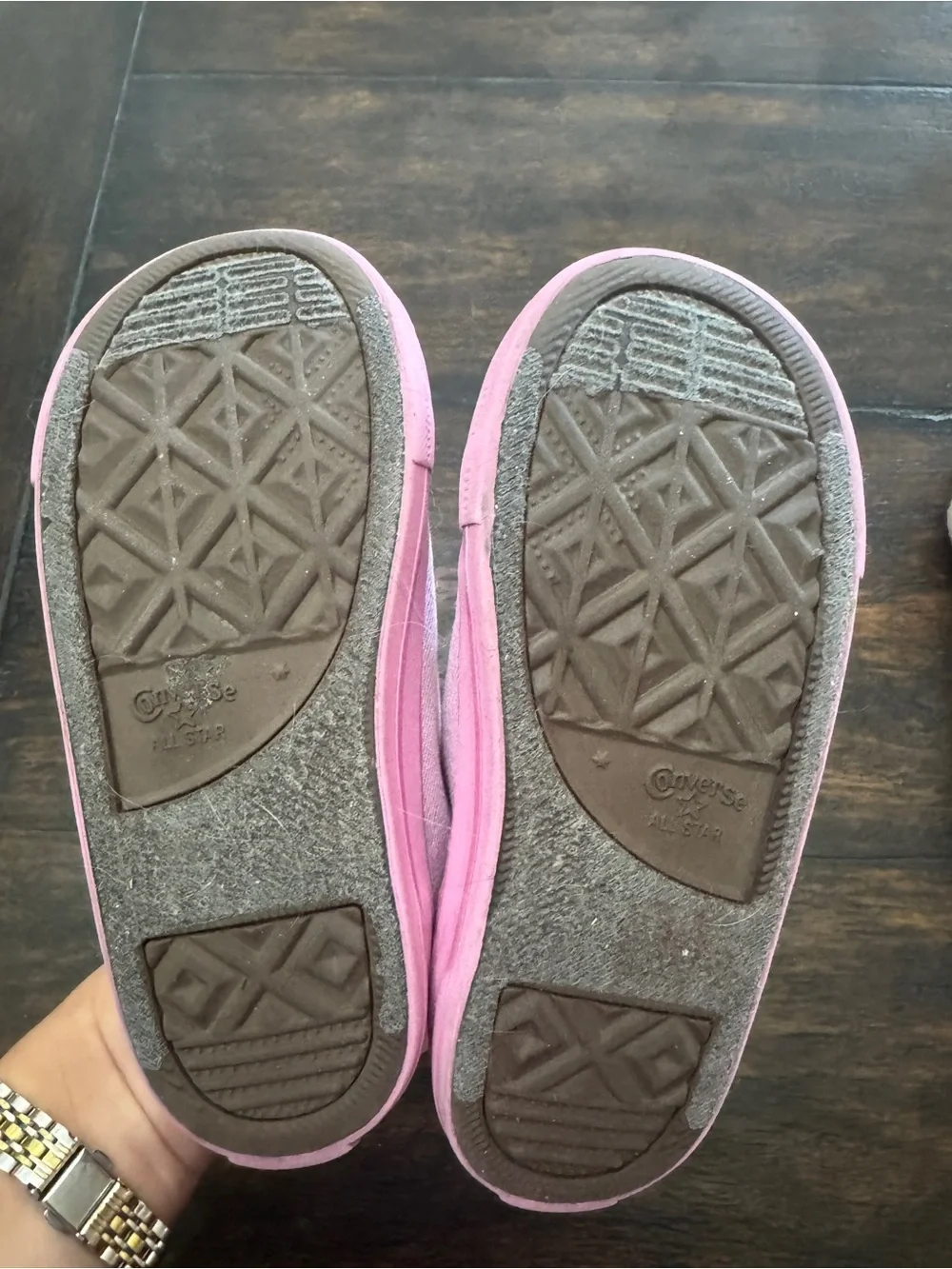 Converse finish sneakers