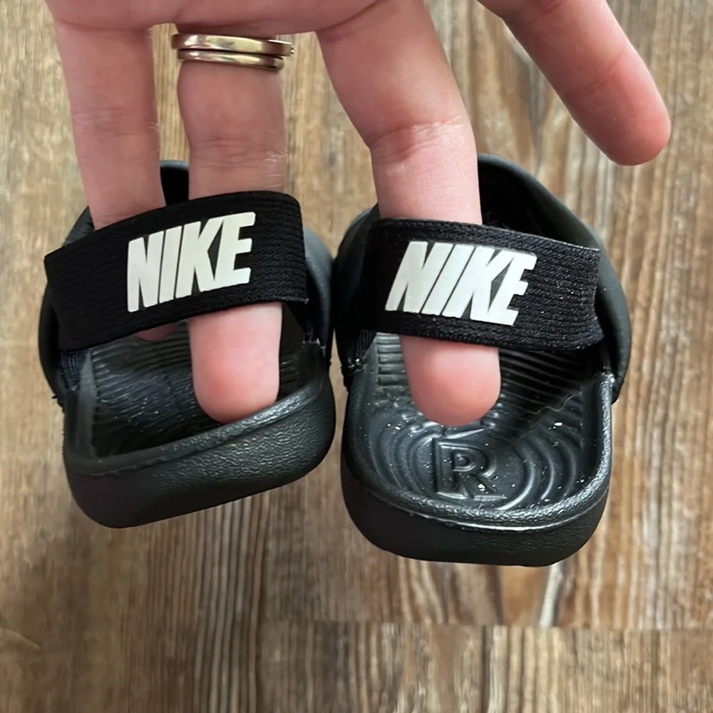 Nike Black & White Toddler Slide Sandals