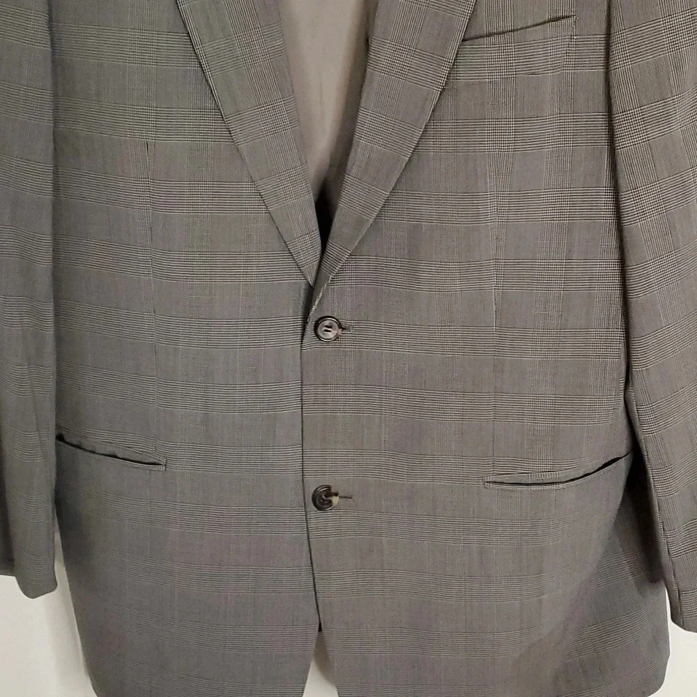 Hugo Boss photos vary