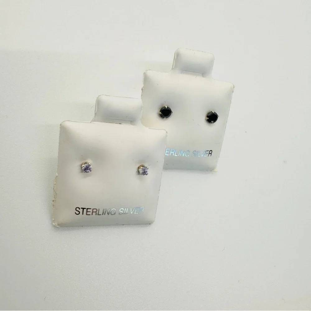 2 Pairs of Sterling Silver Stud Earrings Bundle