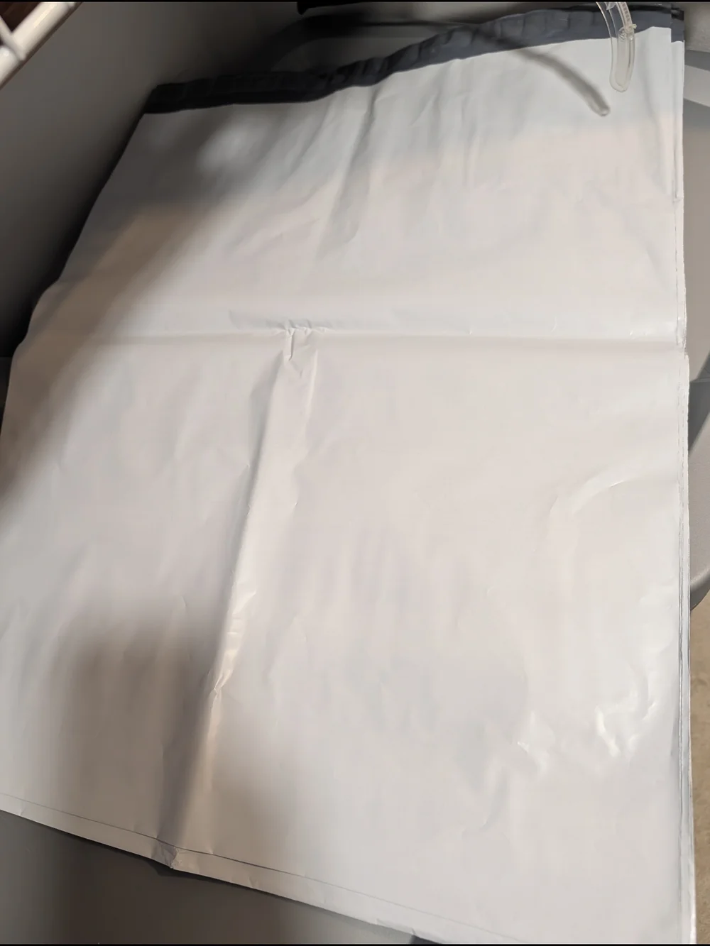Set Of 10 White 19 X 24 Polymailers