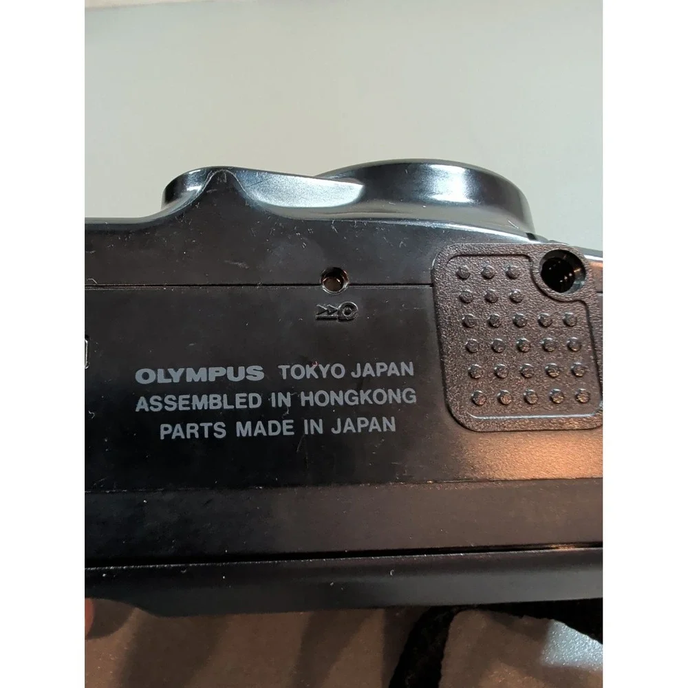 Olympus Infinity Zoom 210 Quartzdate 35mm Film Camera 38-76mm Lens Black AF