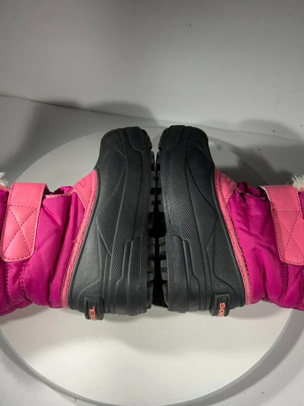 Sorel kids snow
