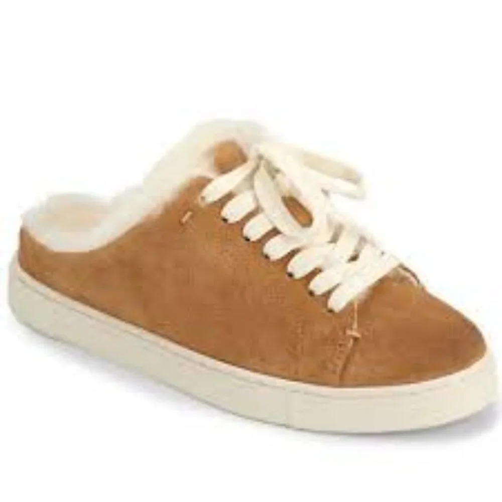 Frye brand	 warms silky
