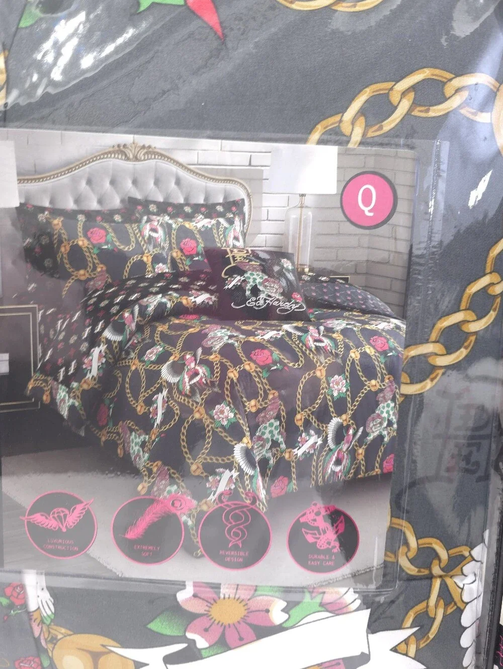 Ed Hardy Queen 8 pcs Red Roses Gold Chain & Reversible Comforter Bedding Set New