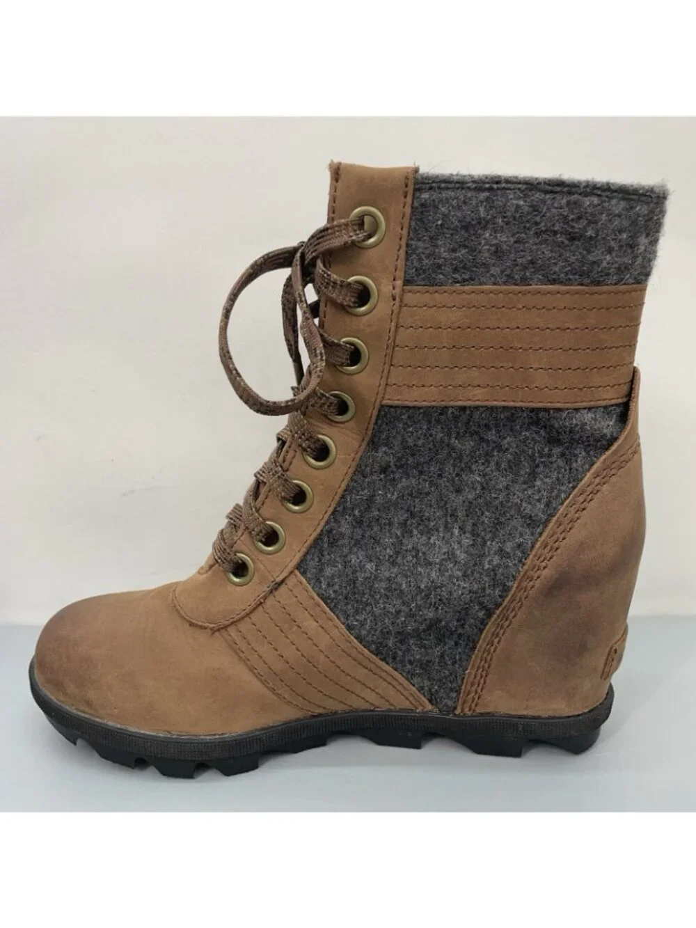 Sorel lexie ankle