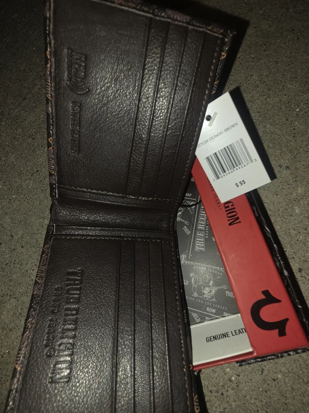 True Religion printed carry