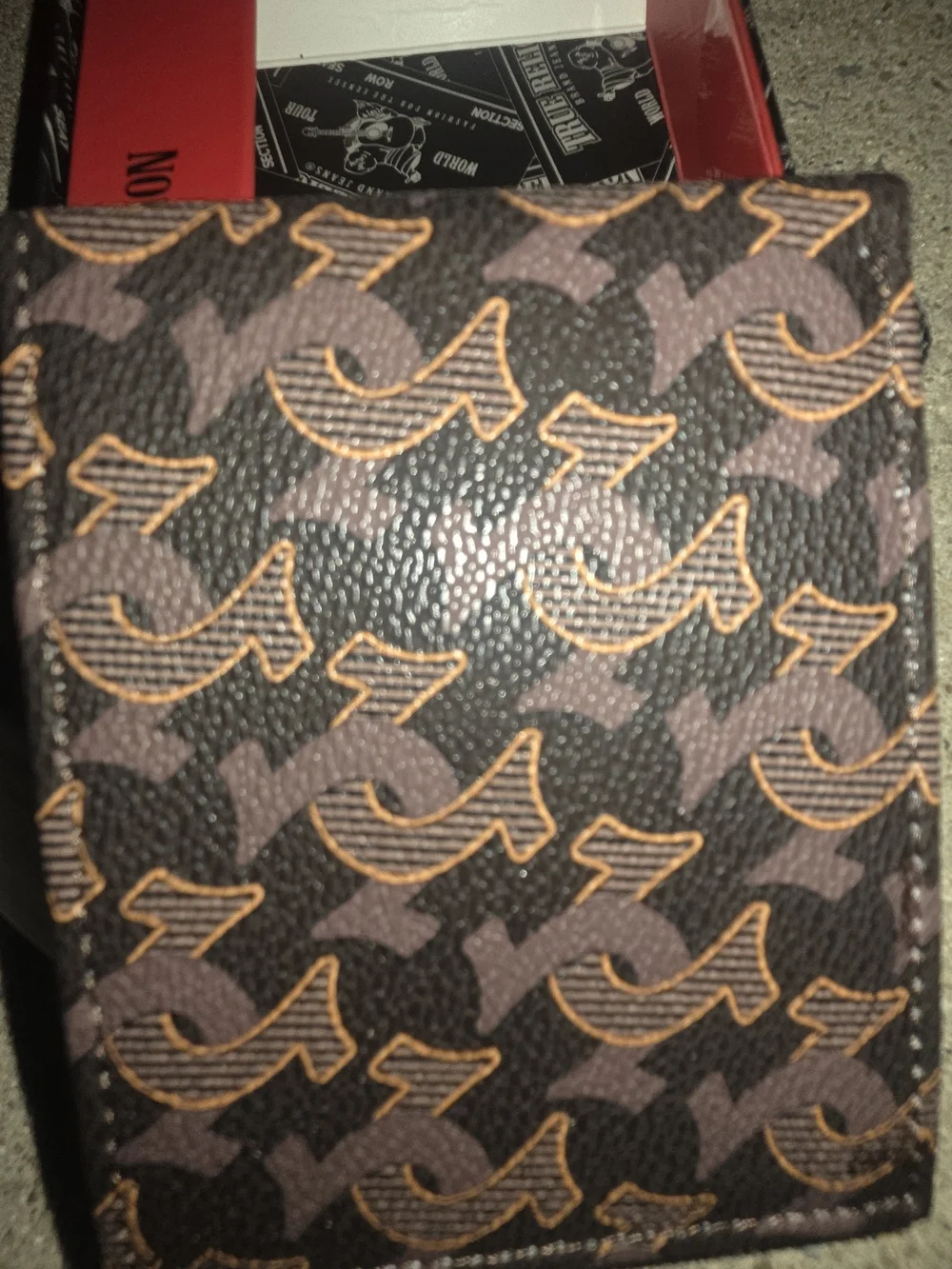 True Religion motif compact repeating