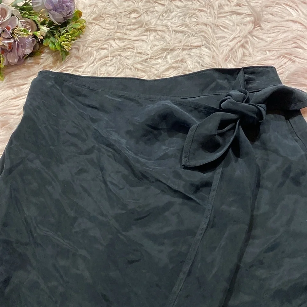 J. Crew Wrap Skirt in Japanese Cupro Black sz 2
