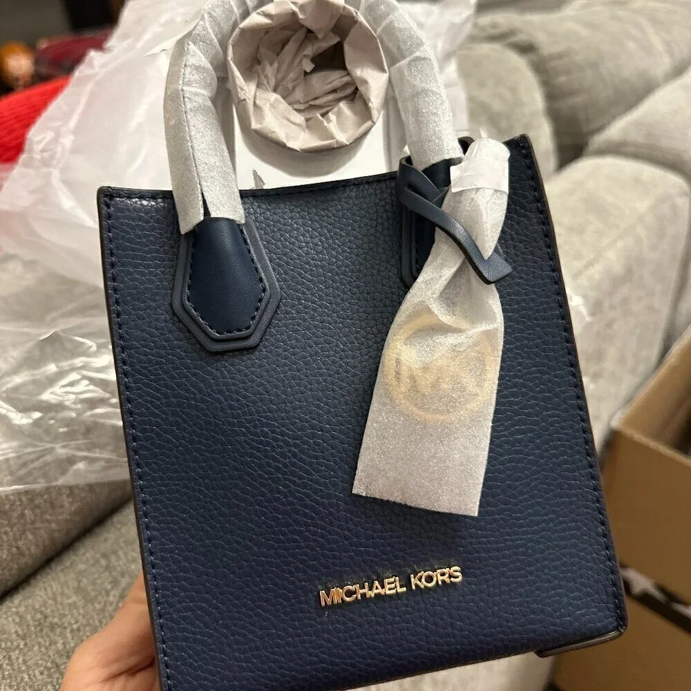 NWT! NEW! Michael Kors Mercer Extra-Small Pebbled Leather Crossbody Bag -Navy
