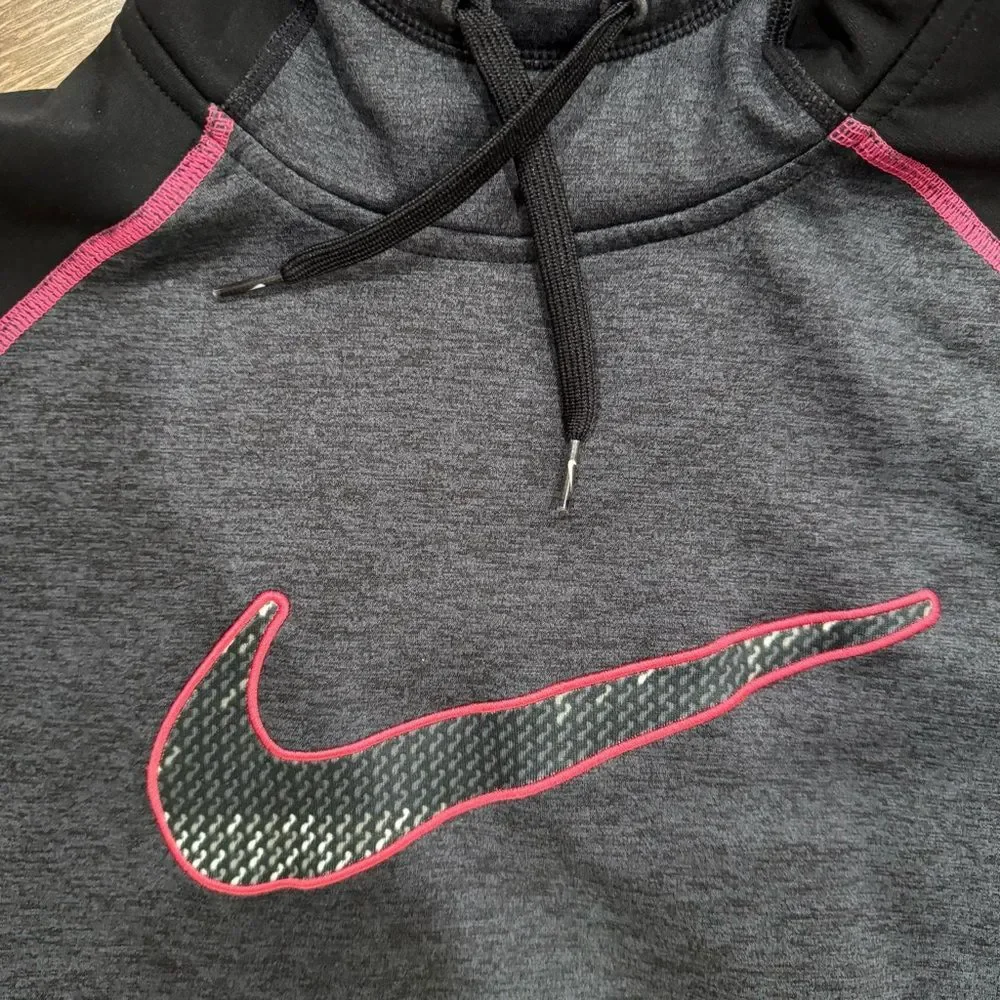 Nike dark details
