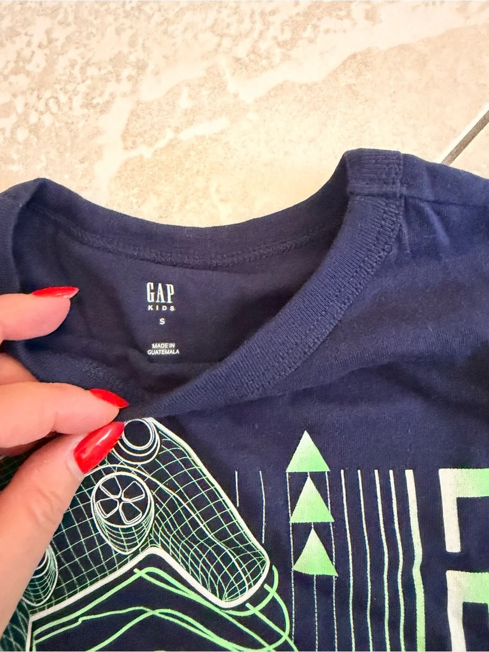 Kids Gap Navy 'Level Up' Graphic Tee Size Small