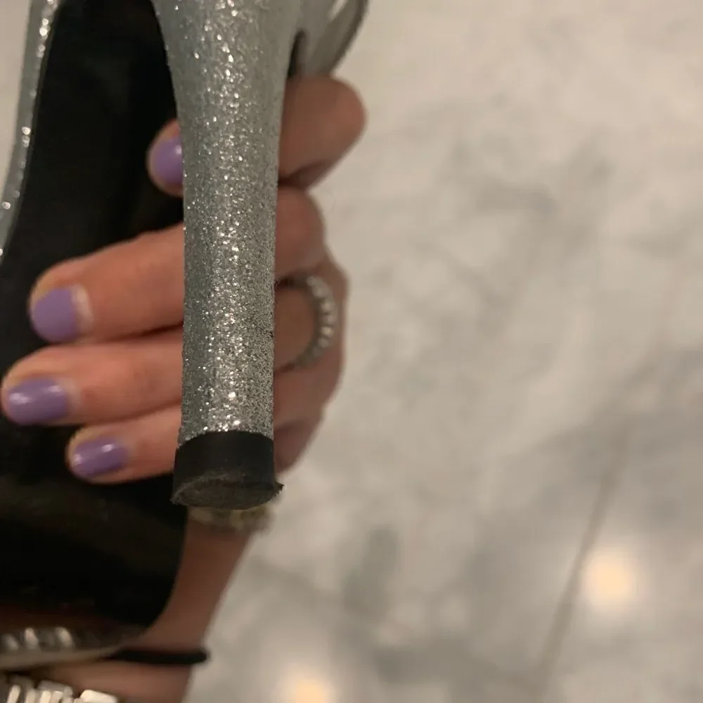 Stuart Weitzman stuart weitzman
