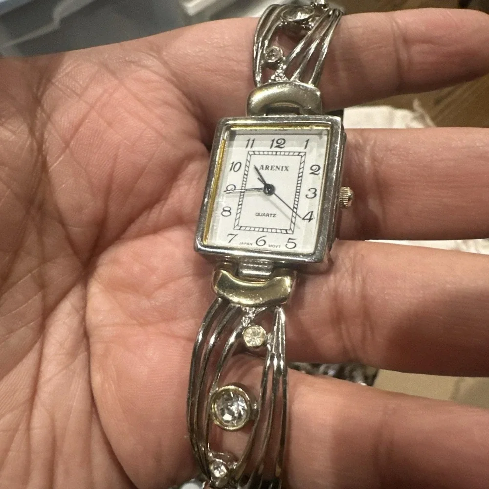 Working VTG Arenix Two Tone Quartz Rectangle Crystal Dainty Womens Watch 23mm 7