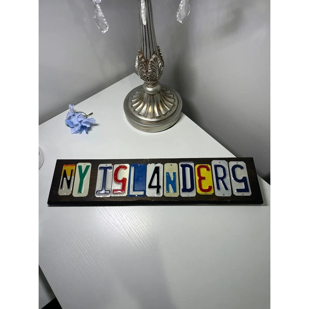 NY Islanders License Plate Wall Art Wood Sign NHL Hockey Decor 18 Inch