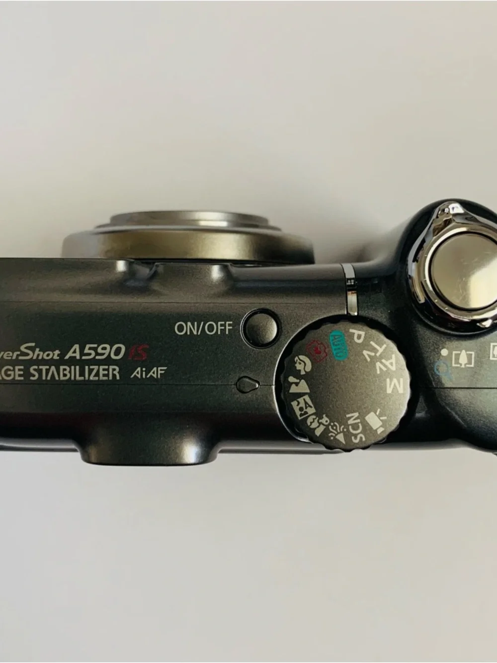 Canon PowerShot A590 8 Meg. Digital Camera - FOR REPAIR/PARTS