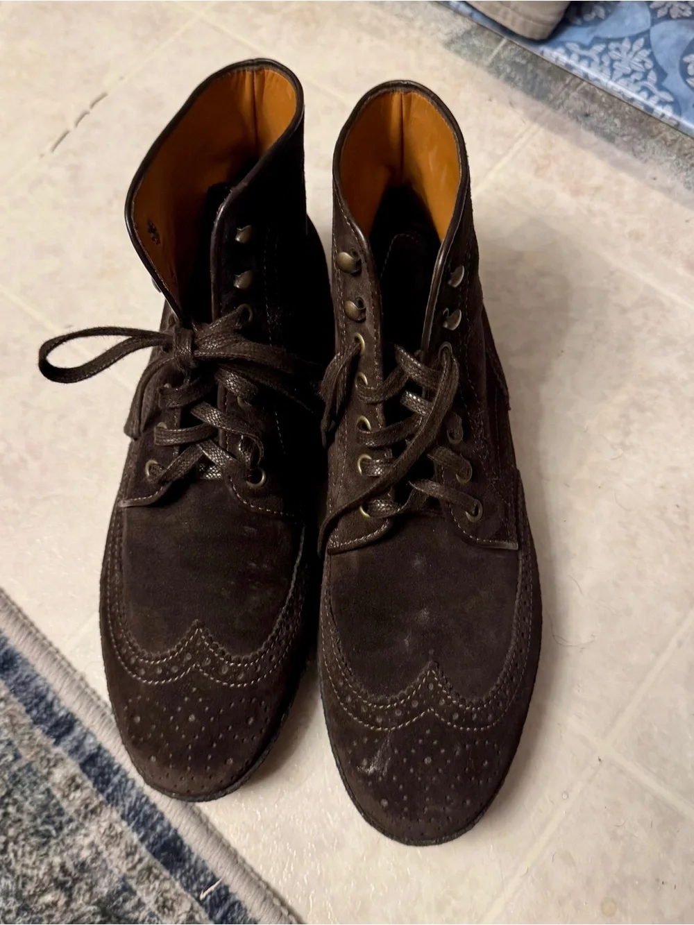 Lottusse 1877 Men's Brown Suede Wingtip Chukka Boots - Classic Lace-Up