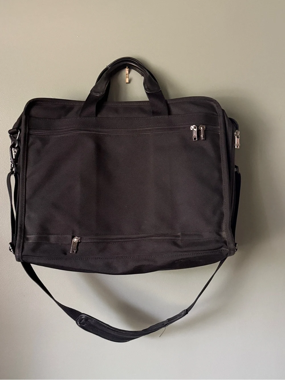 Tumi alpha expandable