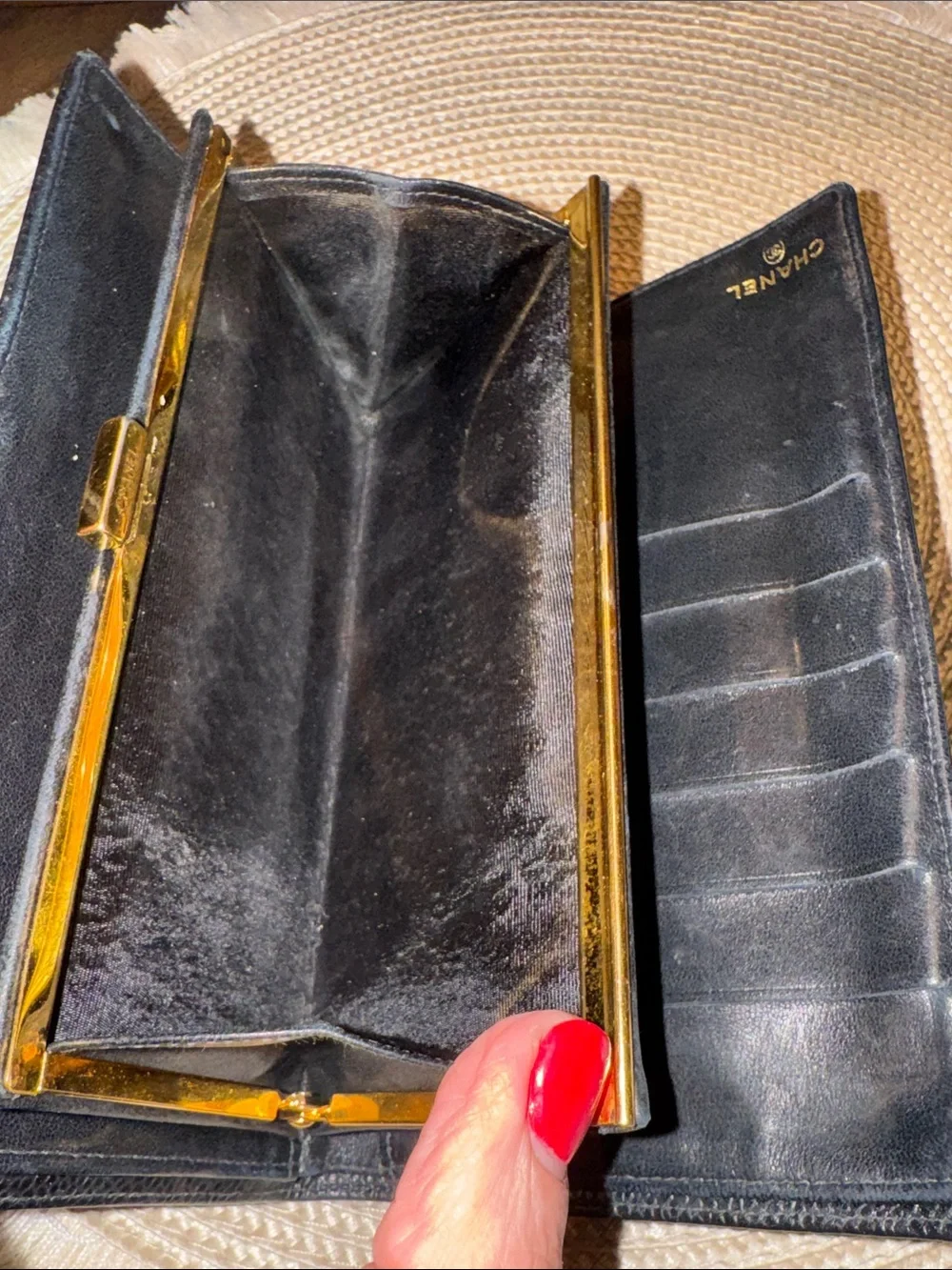 CHANEL Caviar Black Quilted CC Leather Wallet