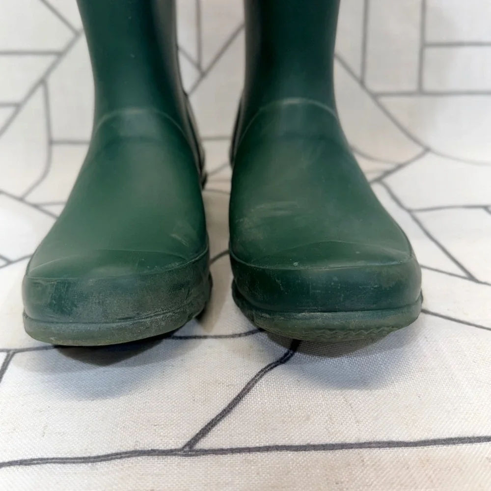 Hunter Rain Boots Size 2B/3G Green Kids Original Tall Waterproof Rubber Boots