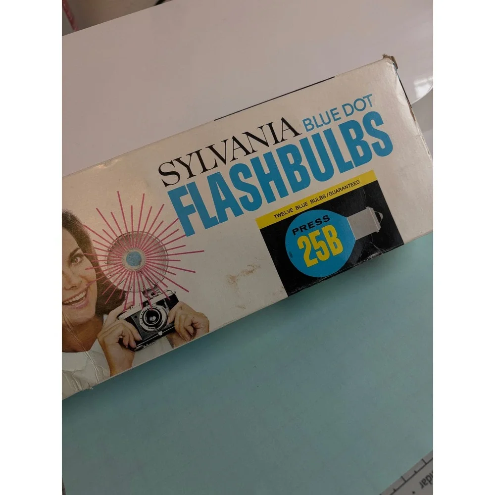 Sylvania Flashbulbs Unisex OS Blue Press 25B 25 Vintage Camera Flash Bulbs
