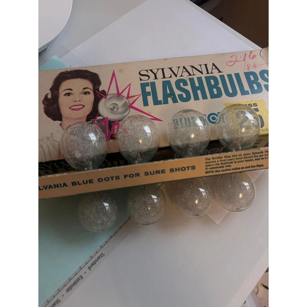 Sylvania Flashbulbs Unisex OS Blue Press 25B 25 Vintage Camera Flash Bulbs