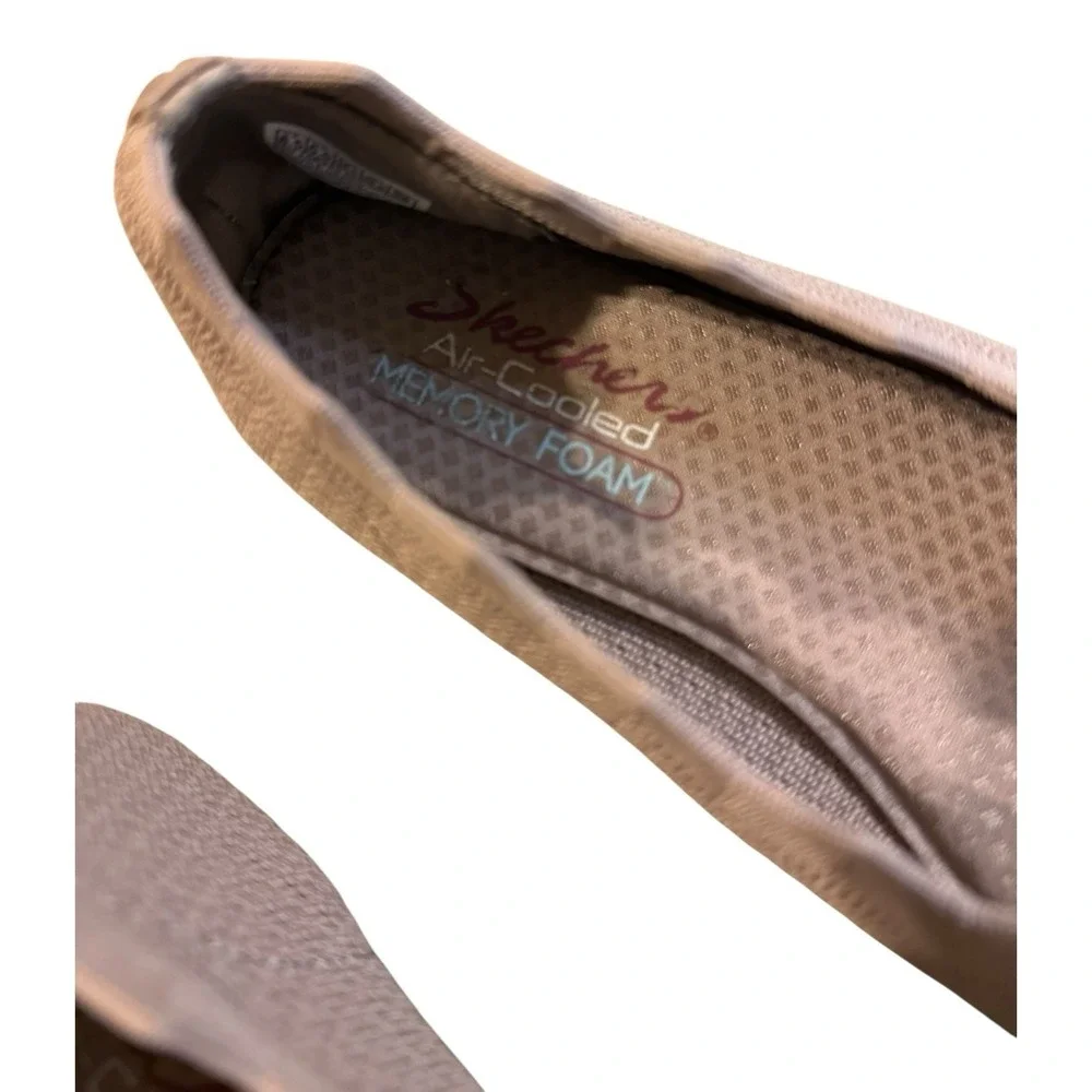 Skechers cleo love
