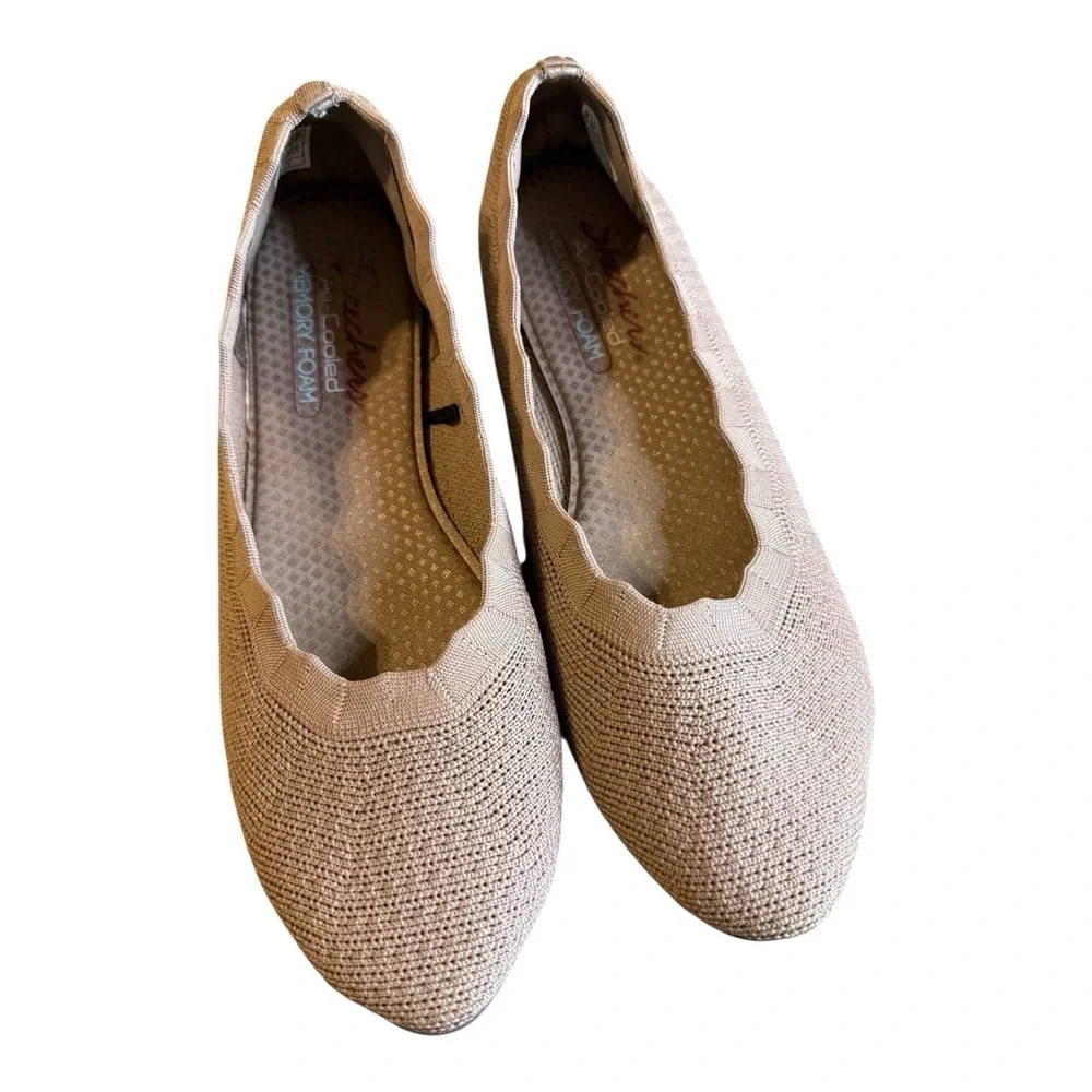 Skechers cleo love
