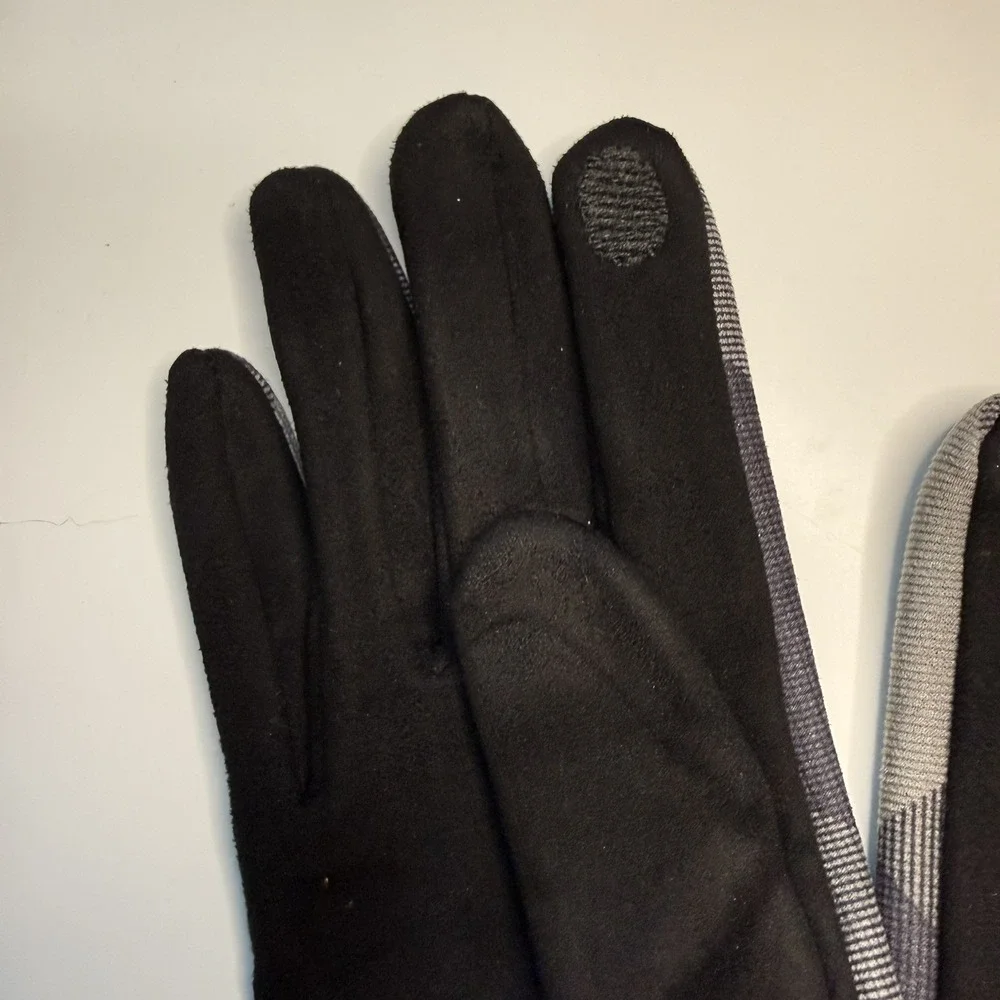 Faux Fur‎ Winter Texting Gloves Ladies NWT One Size Black Gray