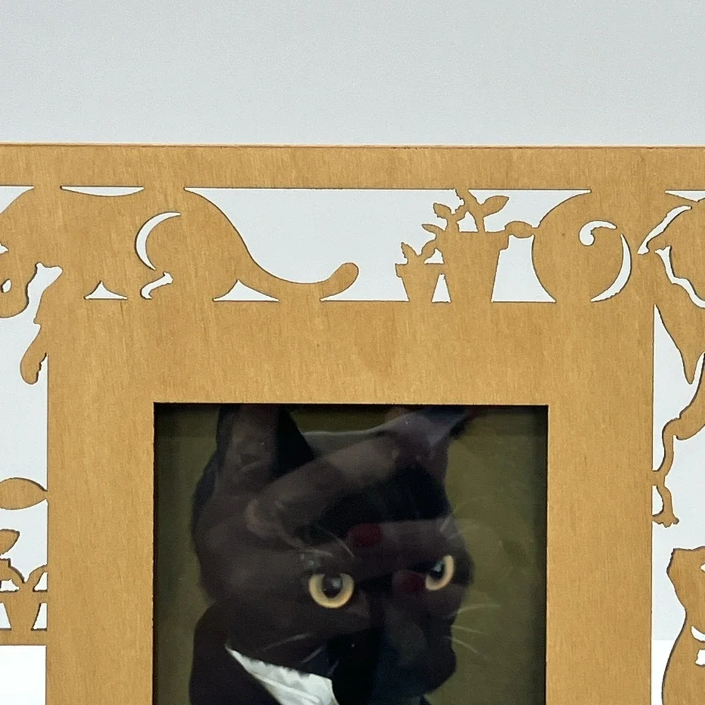 Wood Carved Cut Out Cat Kitten‎ Picture Frame Plants Quirky Kitschy Photo Gift