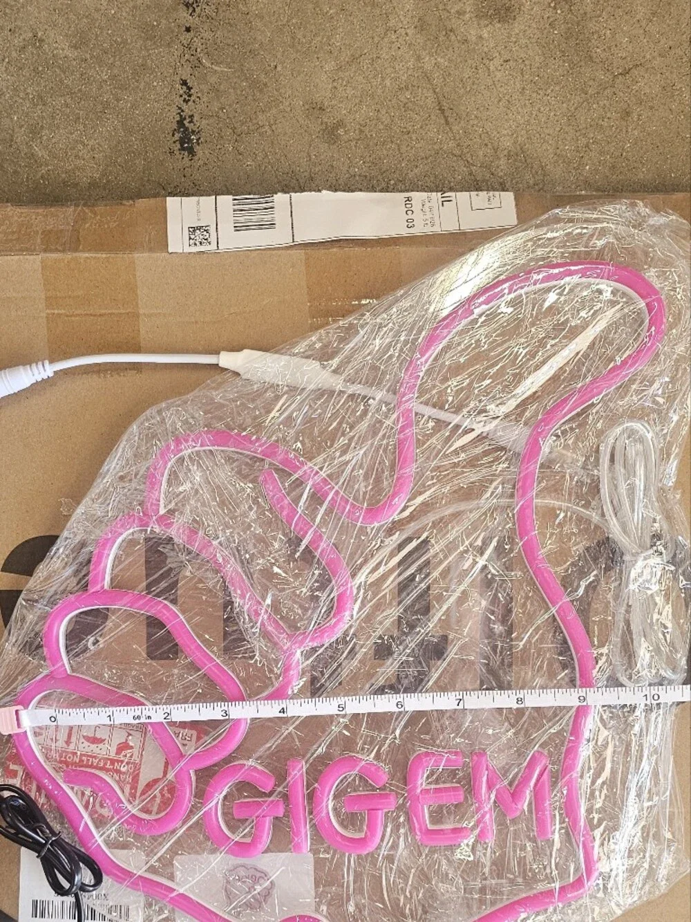 no brand bright pink