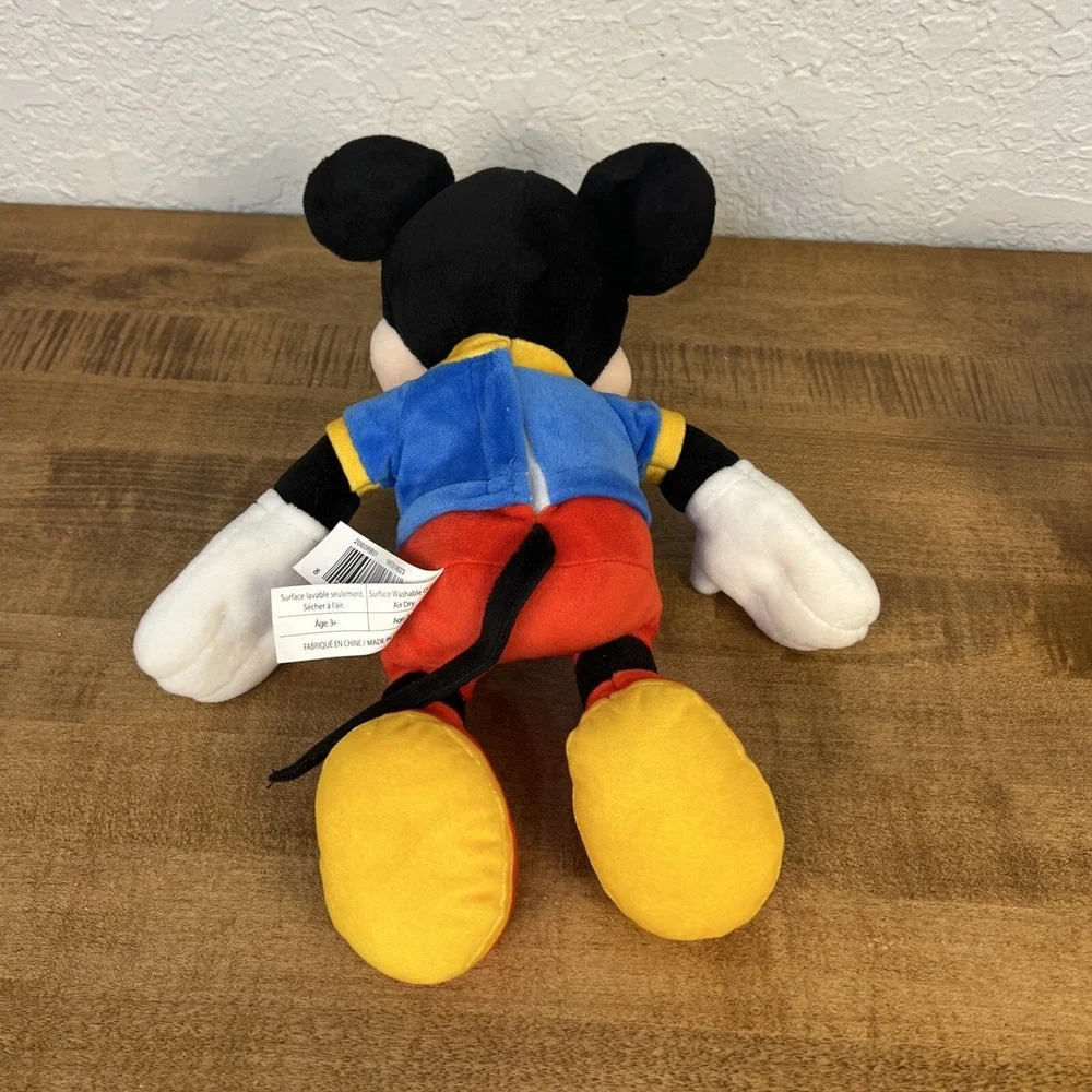Disney singing mickey