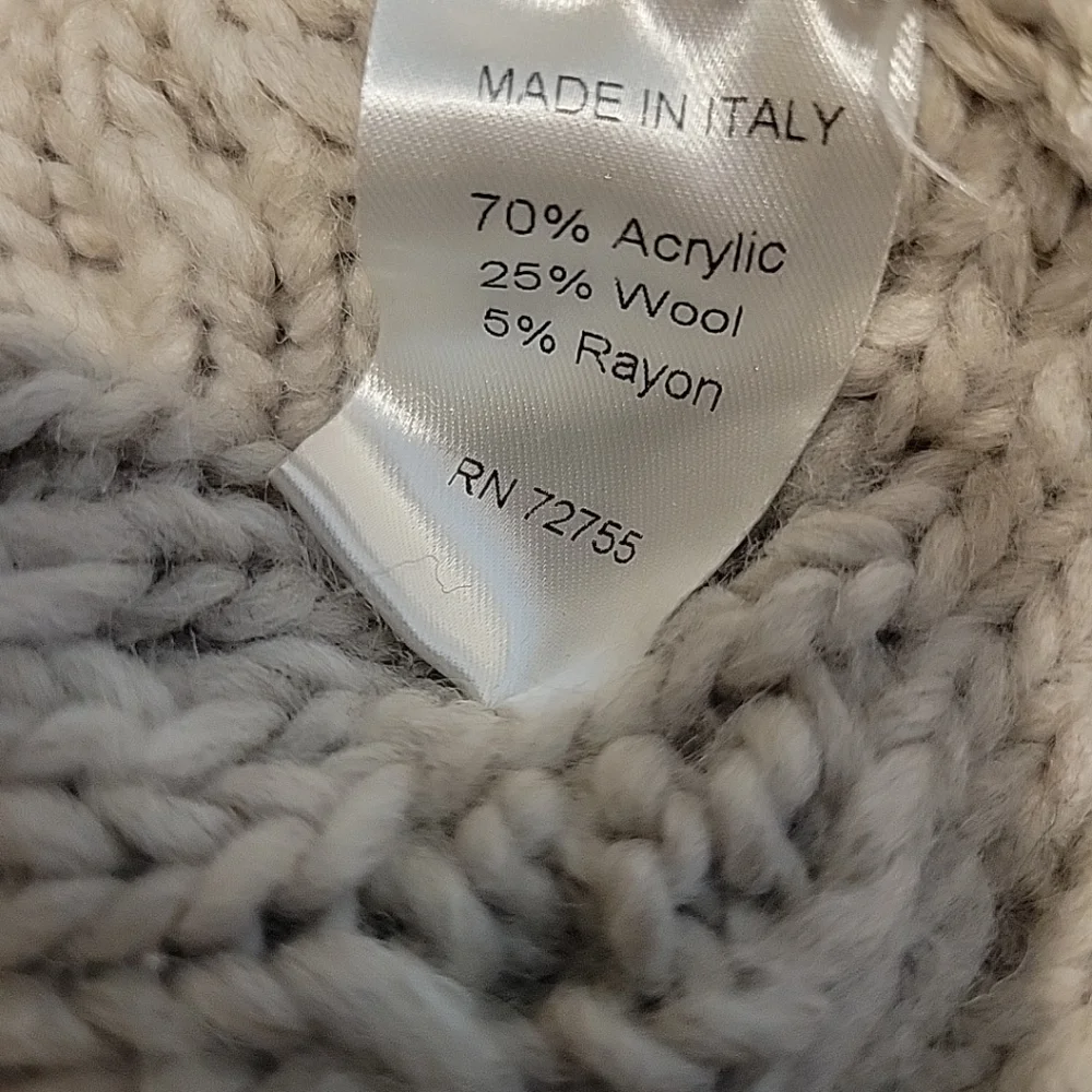 Gio Gio gio poncho