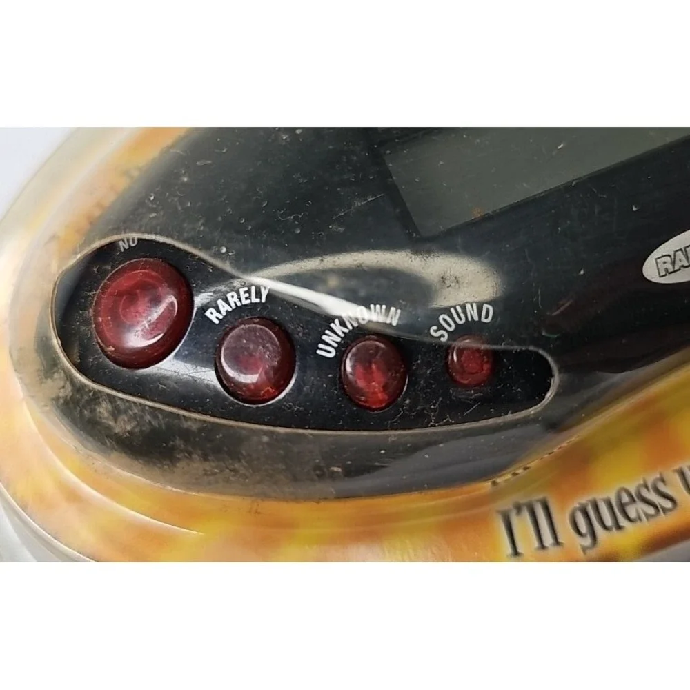 NEW Sports‎ 20 Questions Handheld Electronic Game - A1, 2006 NIP Radica