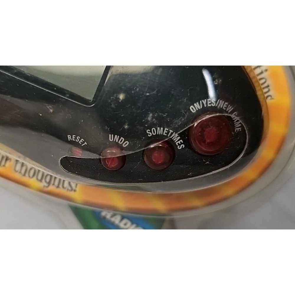 NEW Sports‎ 20 Questions Handheld Electronic Game - A1, 2006 NIP Radica