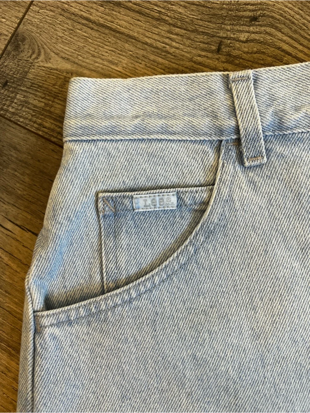 Lee vintage light