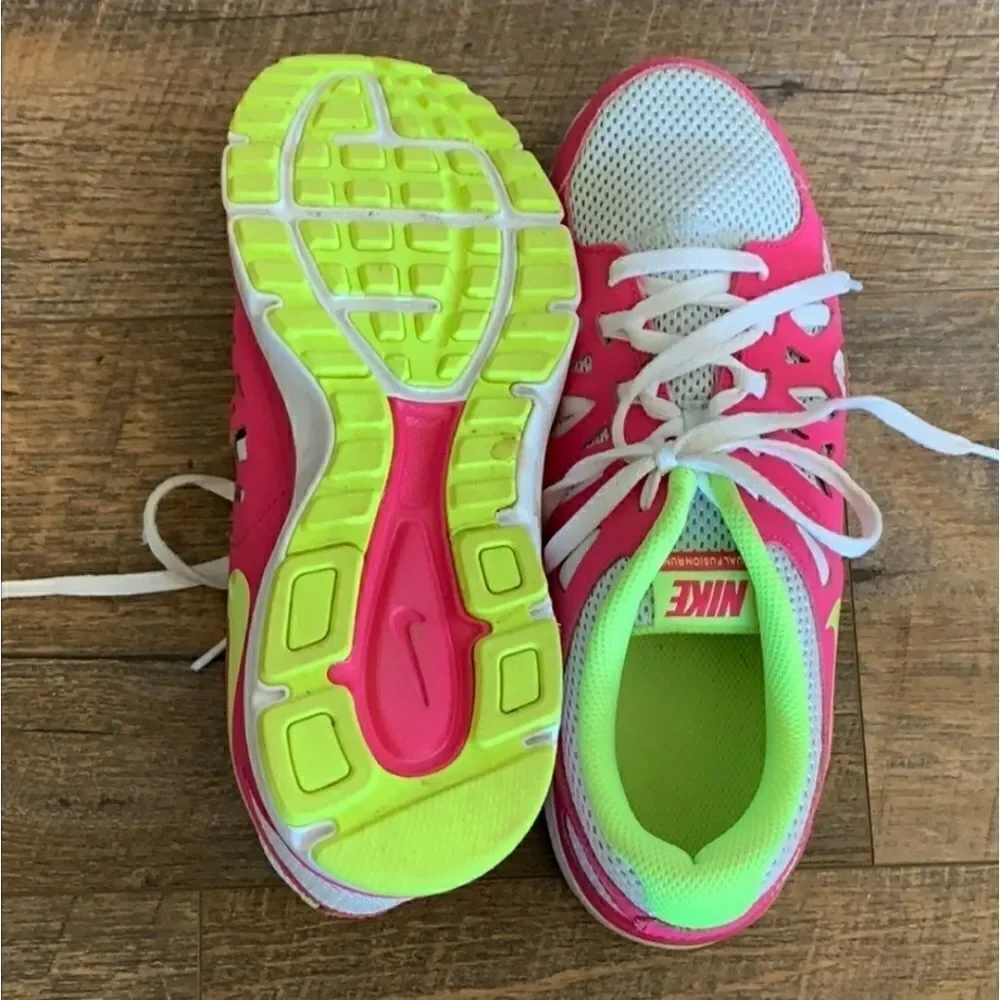 Nike Florescent tennis shoes