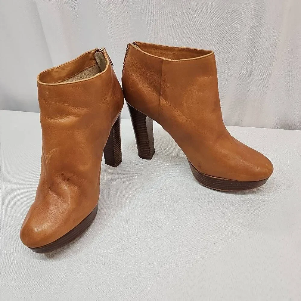 Michael Kors Size 10 Women's Leather Ankle Booties Lesly 5