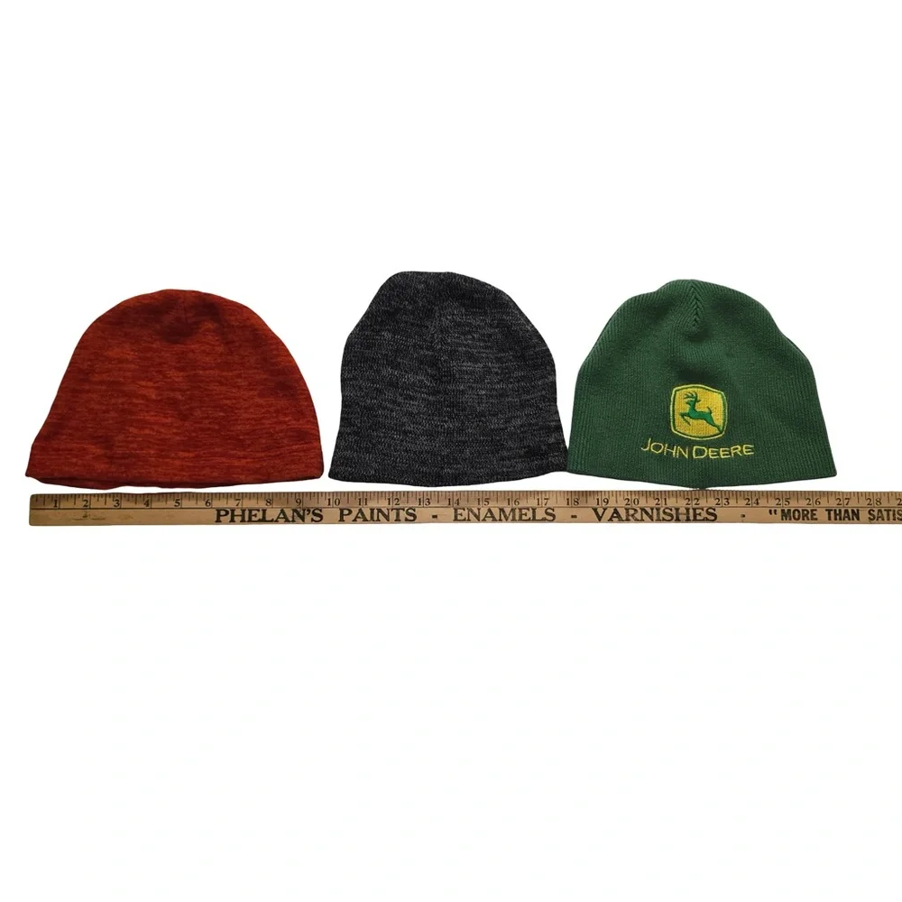 Lot‎ of 3 Winter Hats