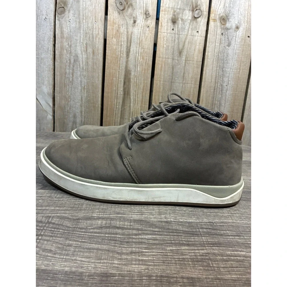 OluKai Papaku Ili Mens 11 Grey Leather Chukka Boots Mid Top Sneakers 10520-1313