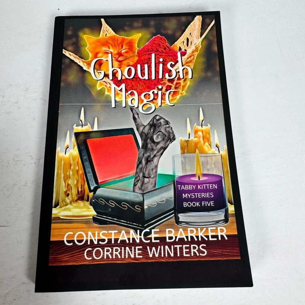 A Dab of Sorcery & Ghoulish Magic Books Constance Barker‎ Corrine Winters Cozy