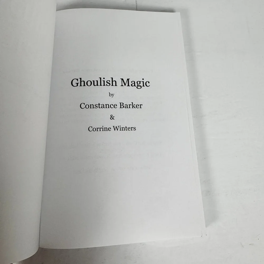 A Dab of Sorcery & Ghoulish Magic Books Constance Barker‎ Corrine Winters Cozy